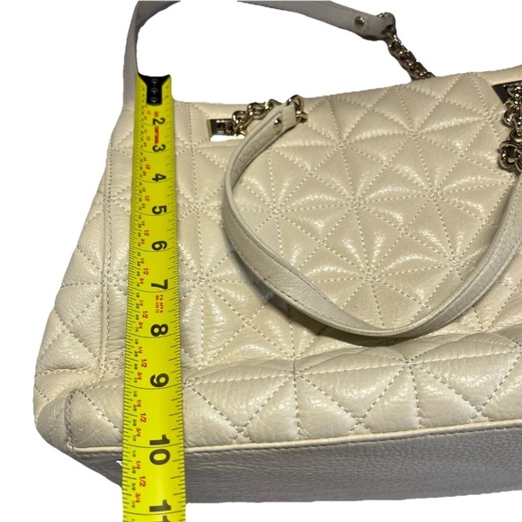 Kate Spade NY Sedgewick Place Phoebe Quilted Pattern Shoulder Bag Chain Detail - Picture 10 of 16